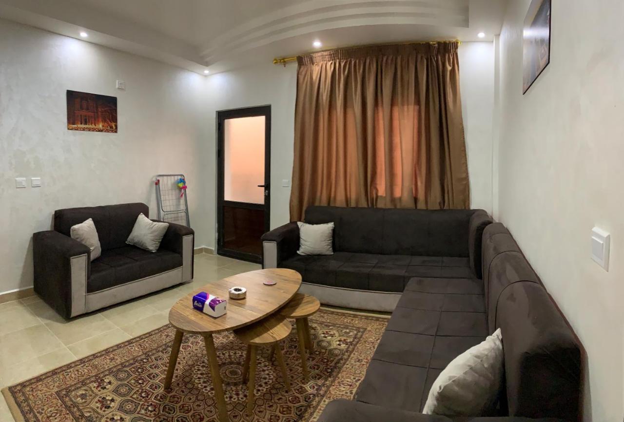 Amro Petra Apartment Wadi Musa Ngoại thất bức ảnh